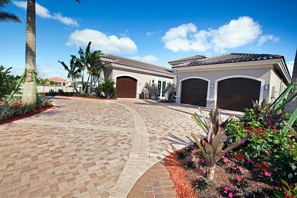 Best Driveway Pavers Near Me  in West Liberty, IA
